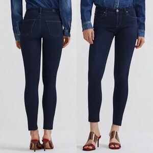 26R AG Adriano Goldschmied The Legging Ankle Super Skinny Dark Wash Raw Hem